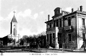 Burdeau - L'Hotel de Ville et l'Eglise